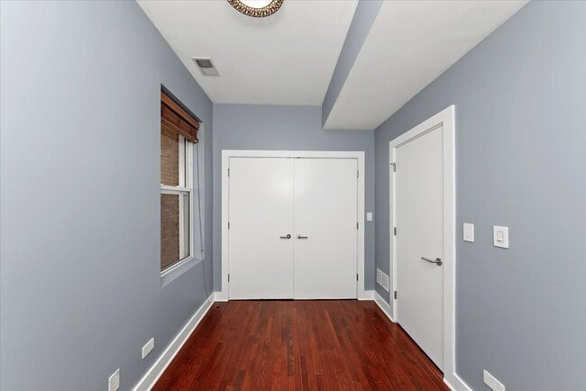 Photo - 2052 N Campbell Ave Unit 1W