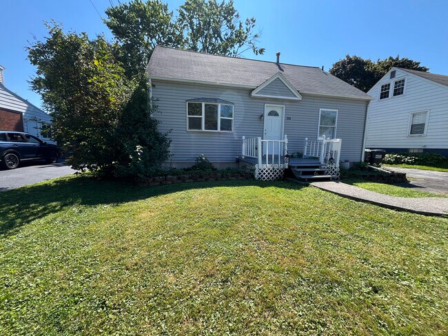 Photo - 314 Russell Ave