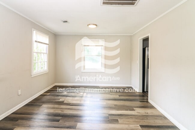 Photo - 239 Rutland Cir