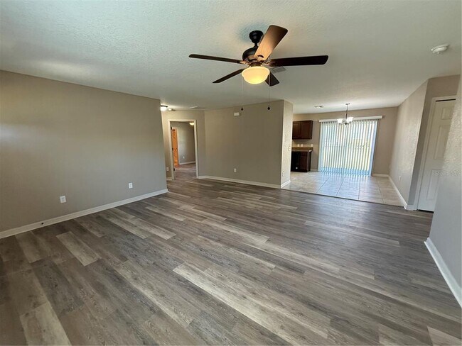 Photo - 5663 NW 57th St