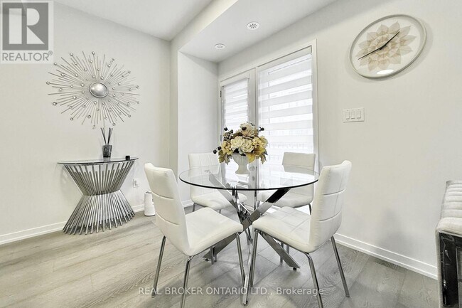 Photo - 45 Matawin Ln