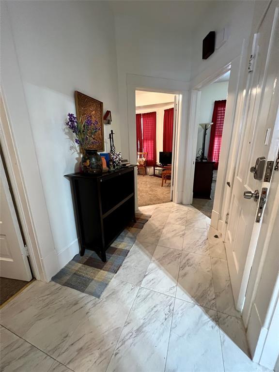 Photo - 916 Avenue H Unit Up