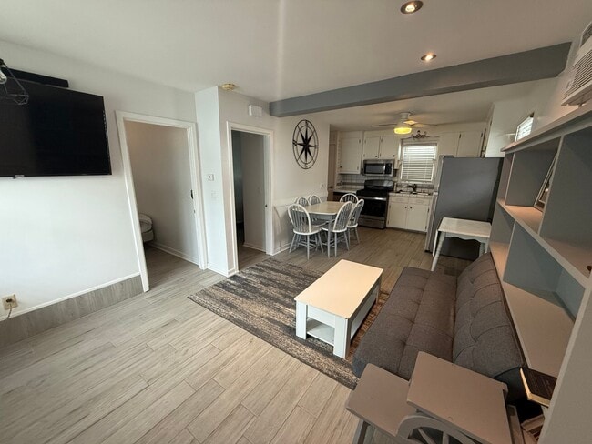 Building Photo - 19 Kentville Terrace