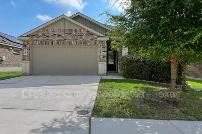 Photo - 242 Holland Pk