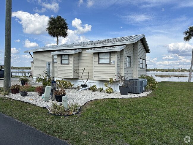 Building Photo - "Charming 1Bedroom Lake Front Mobile Home ...