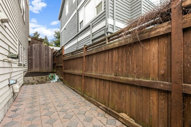 Photo - 3Bd/2.5Bd Seattle Townhome