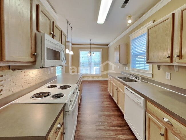 Photo - 528 Catawba Ave