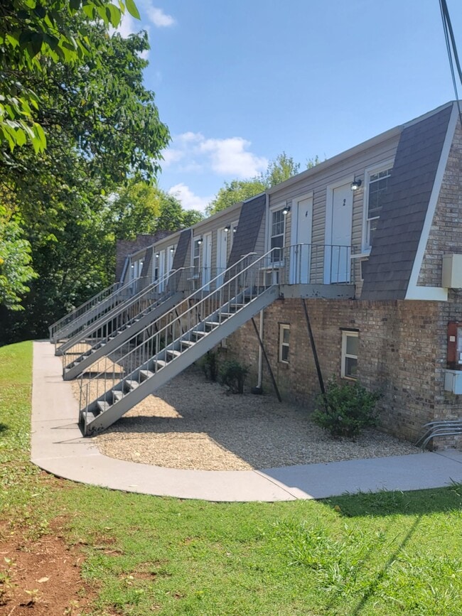 Photo - Recently Renovated - Alcoa Studio Apartmen... Unidad # 7