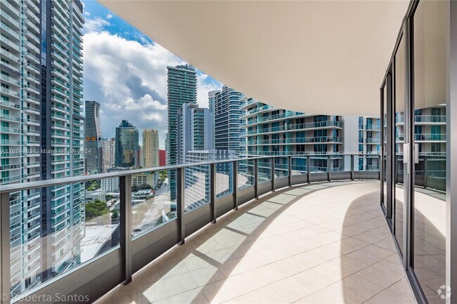 Building Photo - 1000 Brickell Plaza Unit 2902 Rental