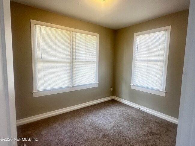 Photo - 2220 Faws St