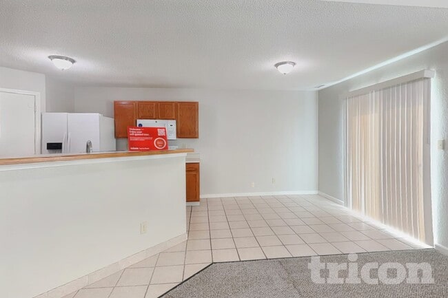 1310 Kenwood Dr