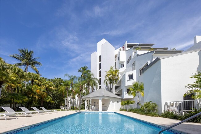Building Photo - 50 Ocean Ln Dr Unit 101 Rental
