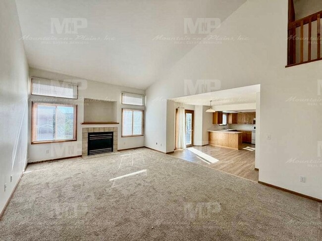Photo - 4400 Vista Dr