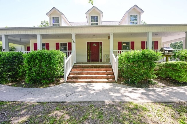 Photo - 237 Riverbend Rd