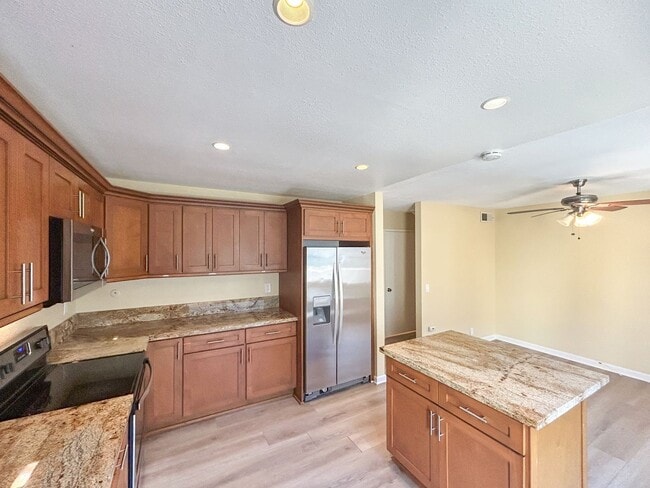 Photo - Beautiful 3BD/2.5BA W/ Open Floor Plan and Attached Garage in La Jolla! Unit 205