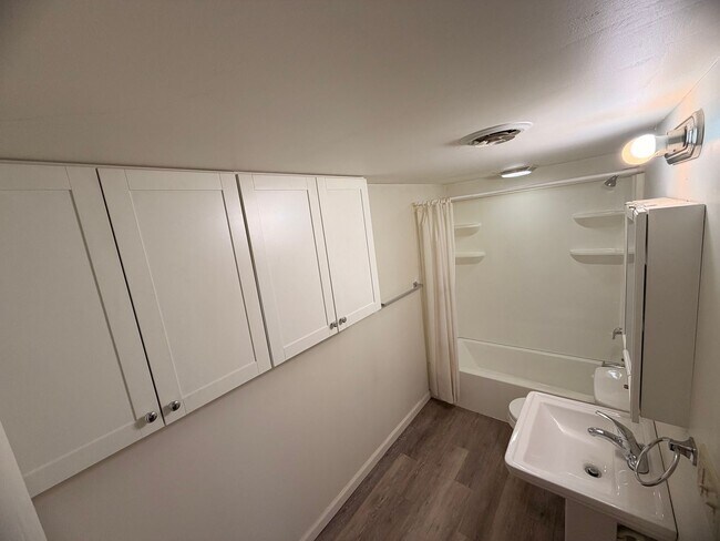 Photo - 4955 Bull Creek Rd Unidad 2