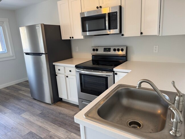 Photo - 473 Maple St Unidad 3