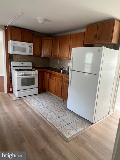 Building Photo - 201 Chester Ave Unit A Rental