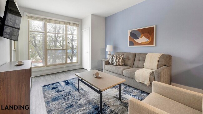 Photo - 810 W St Johns Ave Unidad 1271