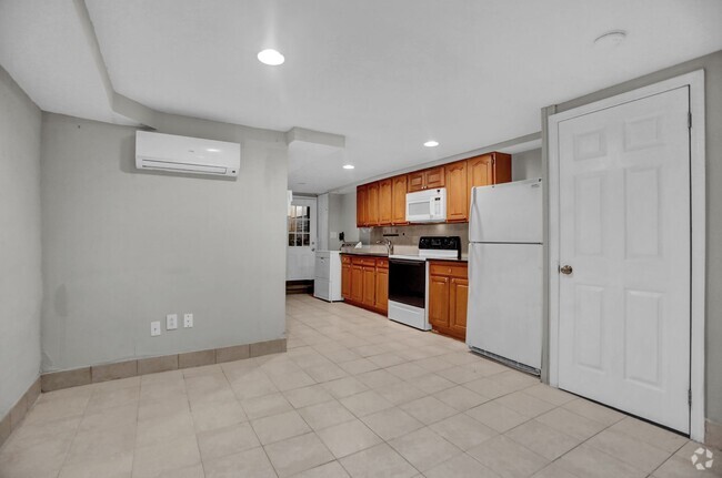 Building Photo - 434 Folcroft St Unit B Rental