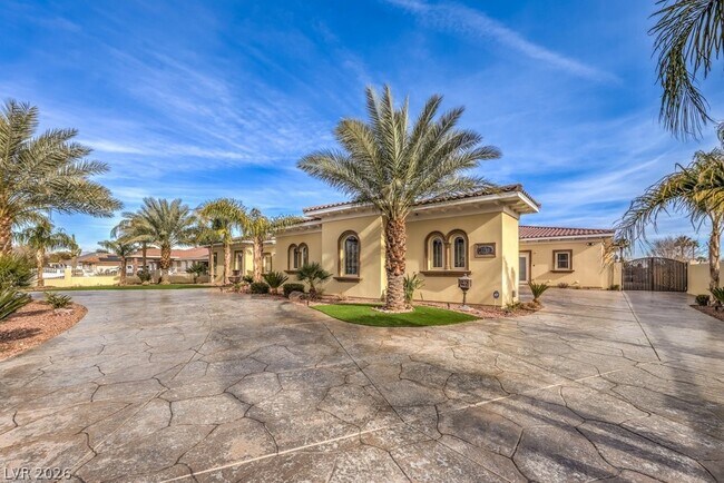 Photo - 2780 El Camino Rd