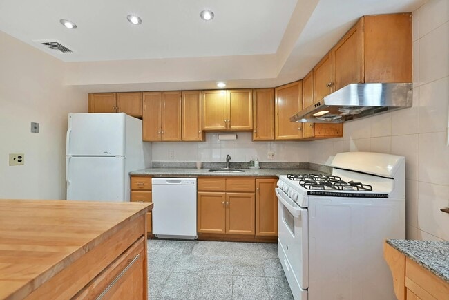 Photo - 27 Beech St