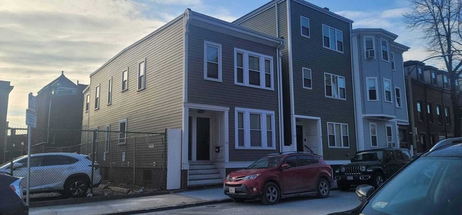 Good Morning! - 63 Havre St Unit 2