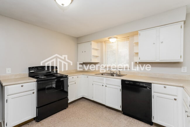 Photo - 5732 Cromley Dr