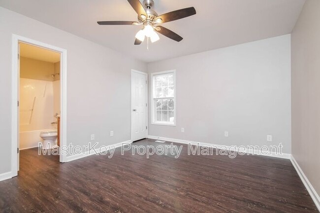 Photo - 6025 Presentation St