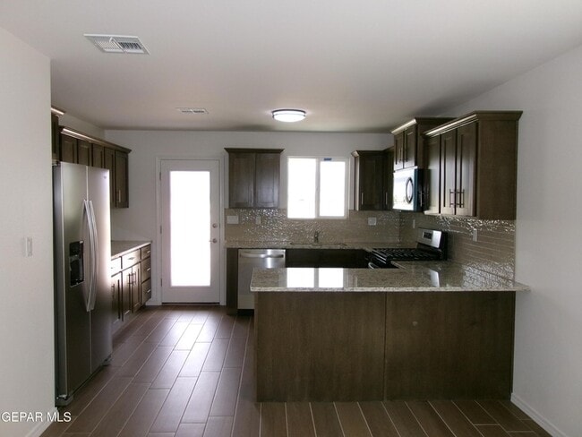 Photo - 5960 Mohegan Sun St