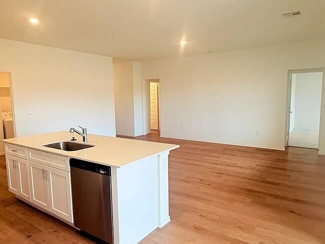 Photo - 16217 Lovers Ln