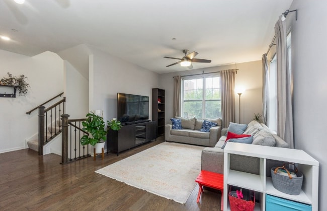 Photo - 6341 Capulina Ave