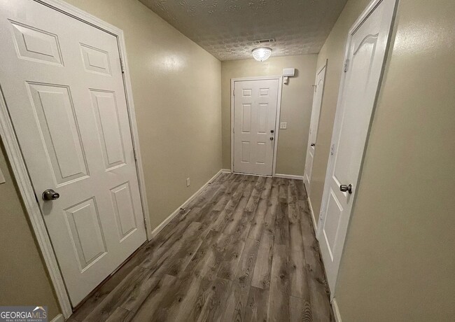 Photo - 703 Georgetown Ct