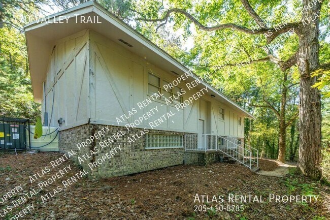 Photo - 470 Valley Trail