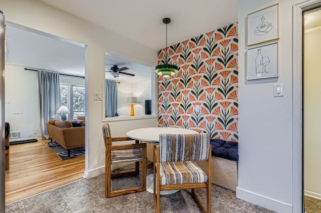 Photo - 909 Ogden Cir