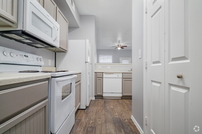 3BR, 2BA - 750SF Kitchen