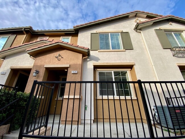 Photo - 1526 Milan Ct