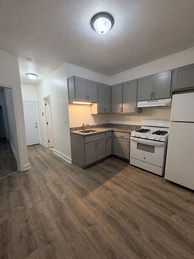 Photo - 128 Shawmut St Unit 128-2