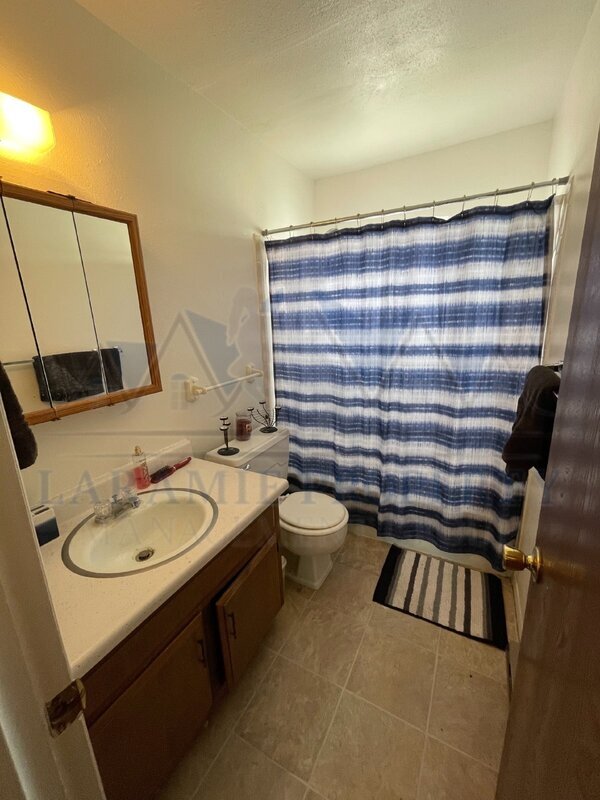 Photo - 714 Downey St Unit 15
