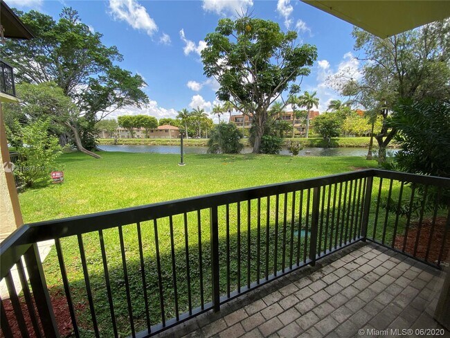 Photo - 7925 SW 86th St Unidad 906-C