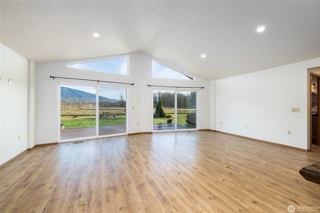 Photo - 965 N Fruitdale Rd