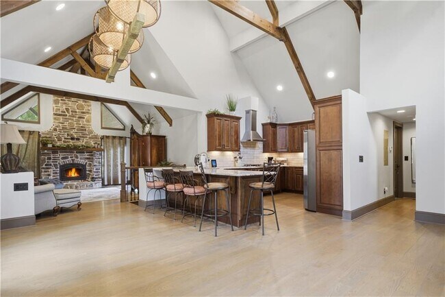 Photo - 2115 Kemp Dr
