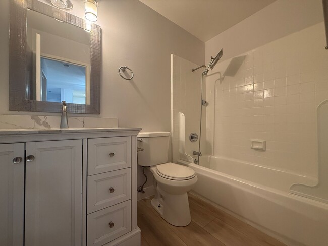 Photo - Upstairs Remodeled 1 Bedroom 1 Bath South San Jose Condo Unit 25