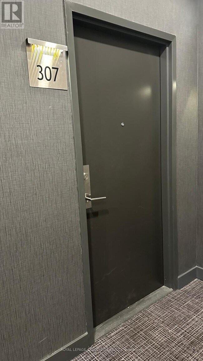 Photo - 85 Duke St W Unit 307