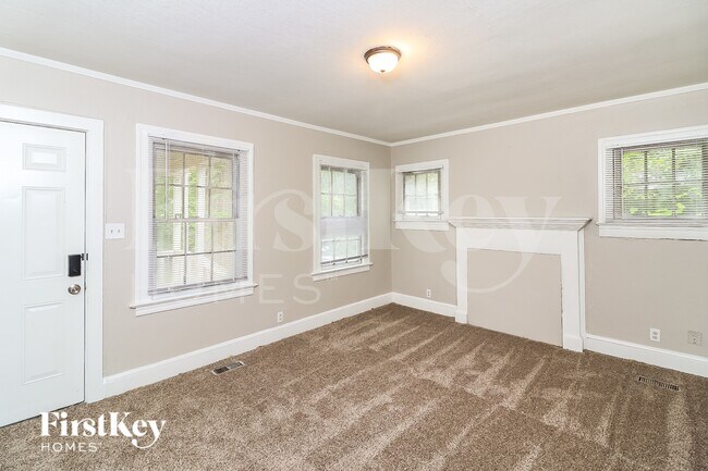 Photo - 2641 Sylvan Rd