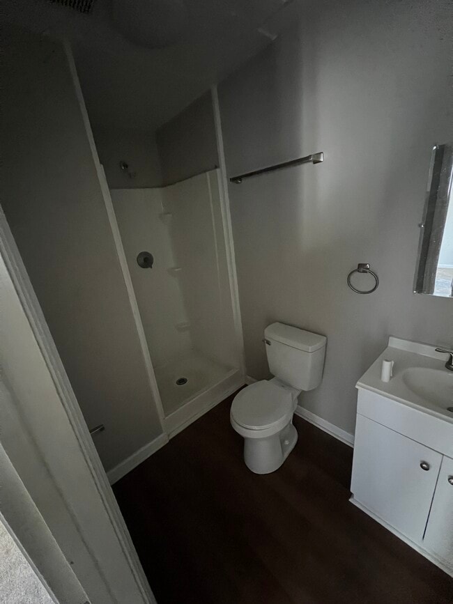 Photo - 805 Third Ave