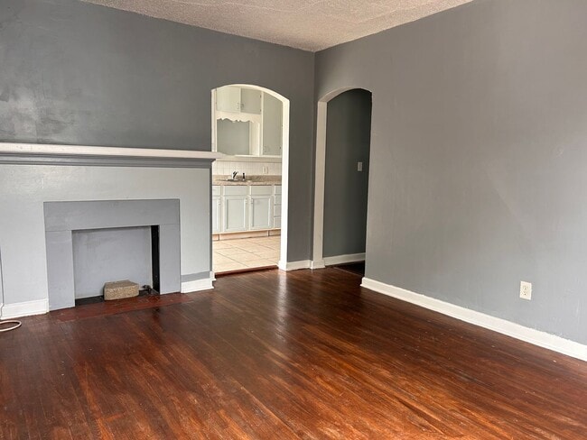 810 N Glendale St Unit 810