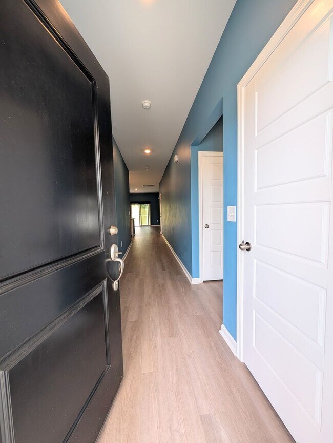 Photo - Charming 3-Bed, 2-Bath Home in Carolina Lakes - Long Term Rental