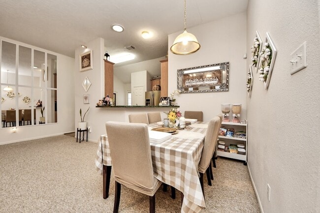 Photo - 1611 Bob White