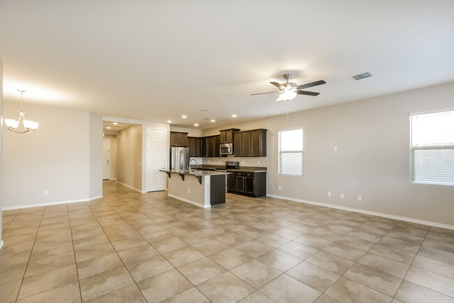 Photo - 3882 E Alamo St